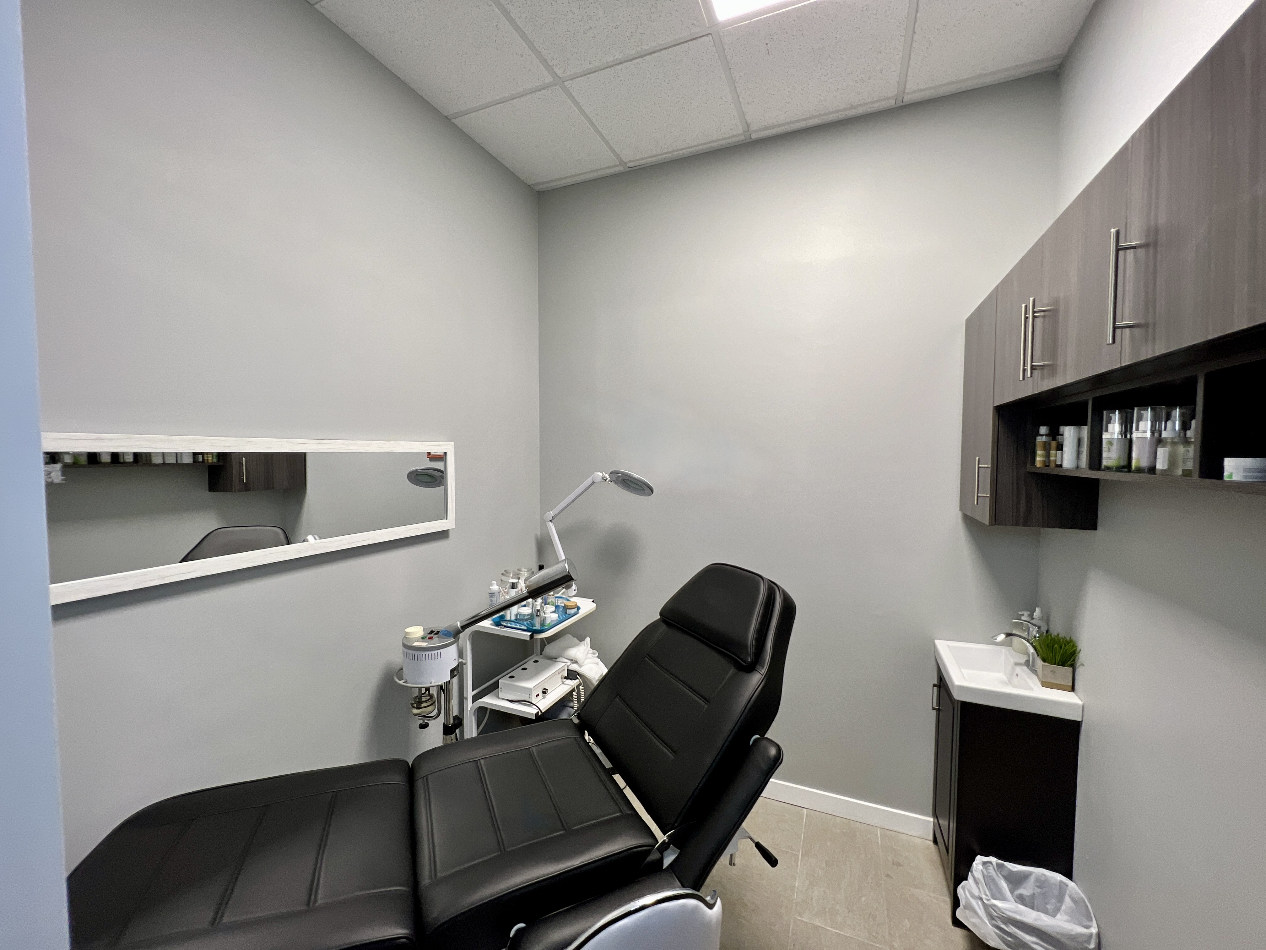 Beauty Salon For Sale in Ottawa listed with My Ottawa Agent